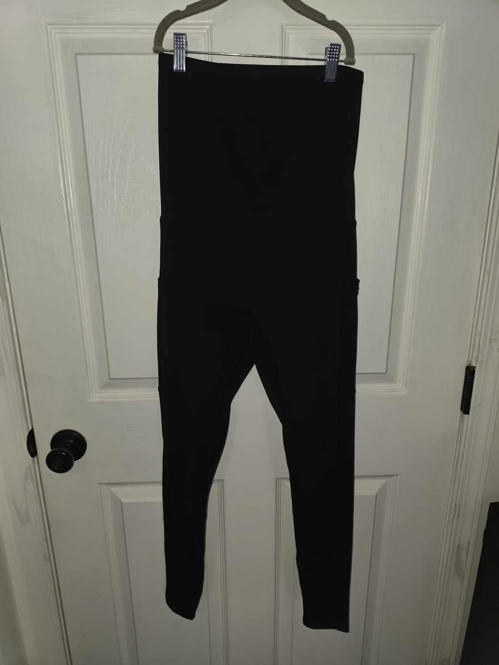 Maternity Leggings with Pockets